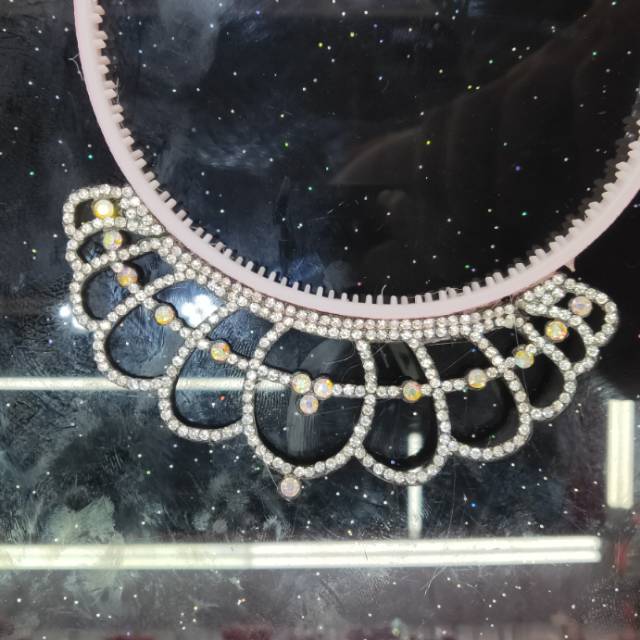 Crown Hairpin Lights Life