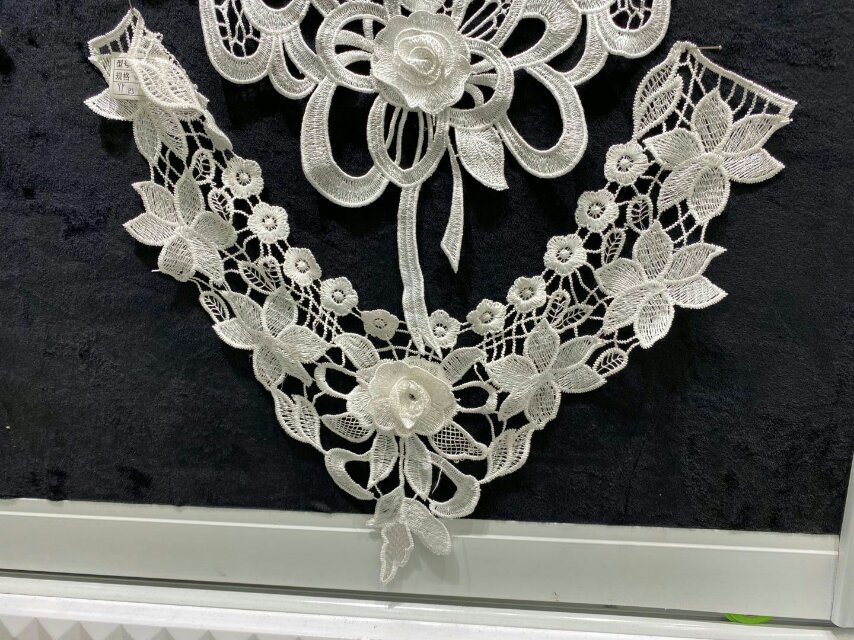 New water-soluble lace mesh fabric collar with floral lace