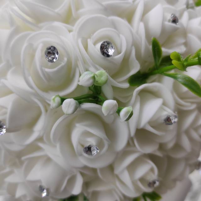 Wedding factory direct sales of Korean-style bride simulation flower hand bouquets, forest-themed flower bouquets, high-end photography point diamond hand bouquets, only love details Picture