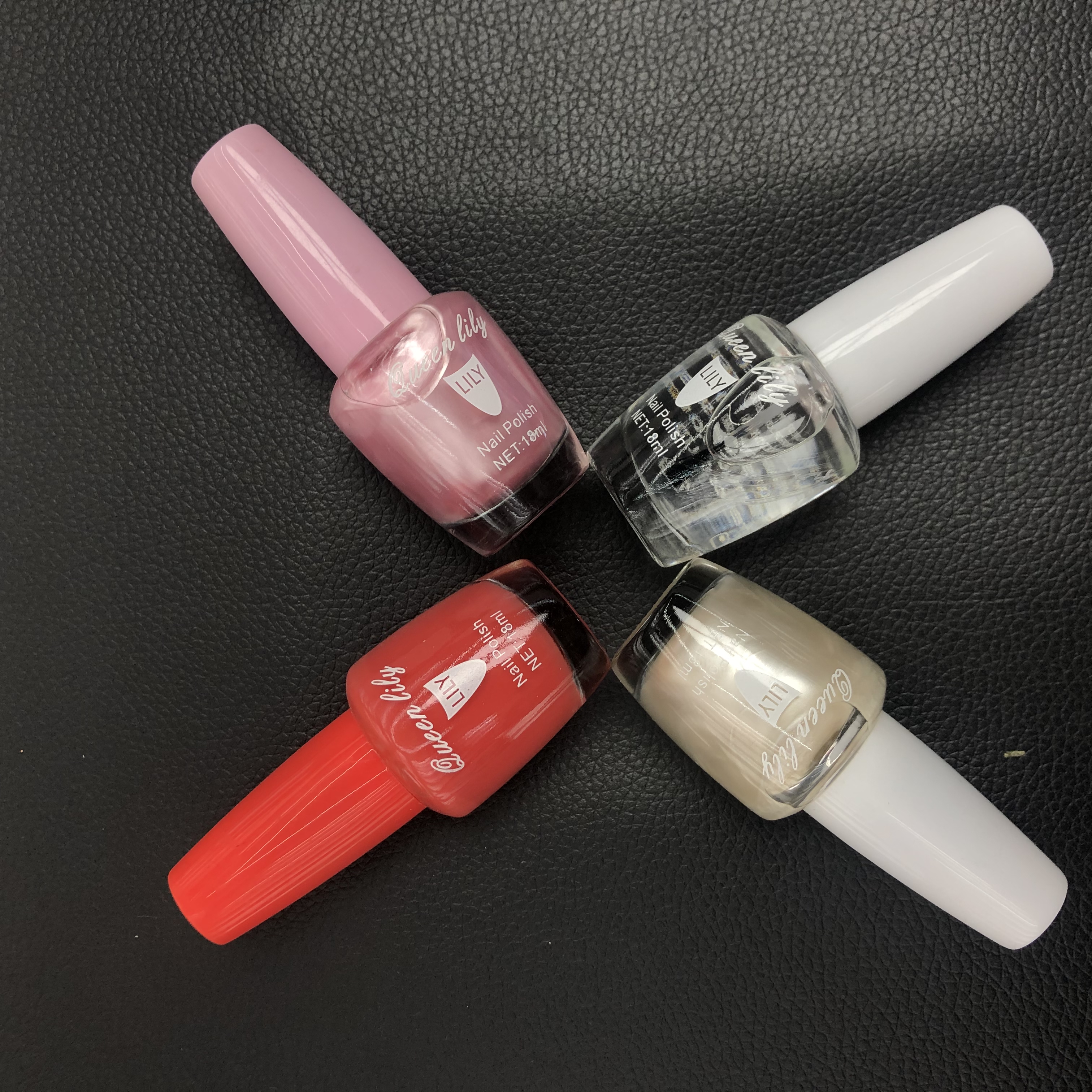 Fashionable and colorful candy cover nail polish comes in a rich variety of colors, allowing you to freely choose and match details Picture
