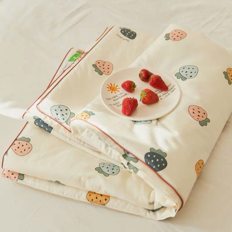 Cute all-cotton children's summer quilt, pure cotton summer cool quilt, kindergarten small quilt, single air-conditioned quilt details Picture
