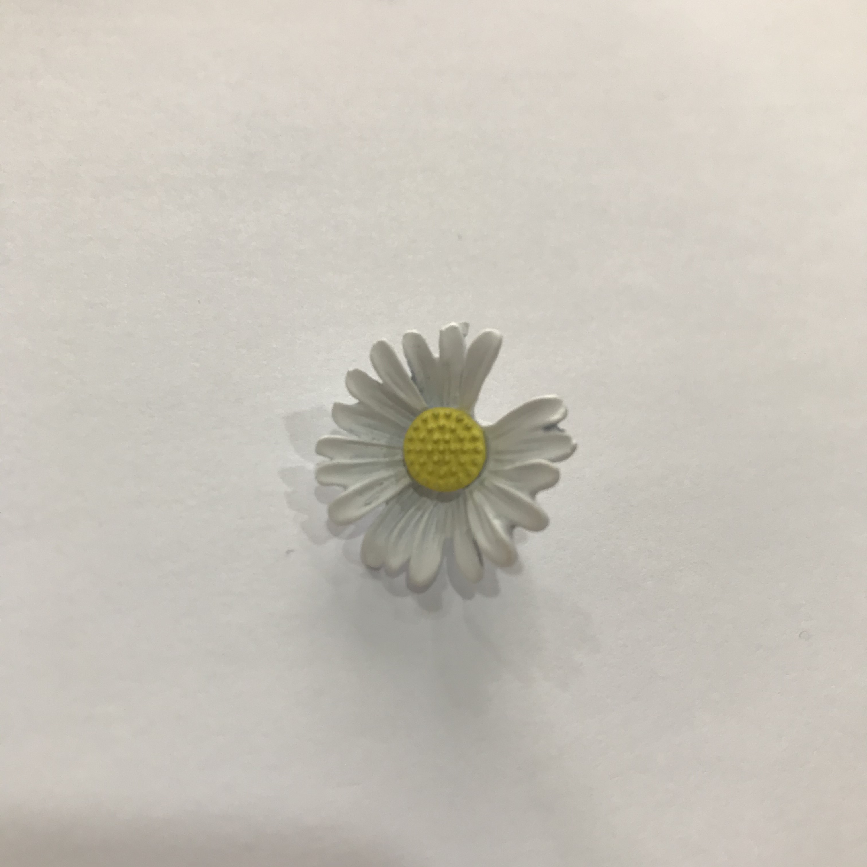 White shoelace buckle chrysanthemum decoration i shoe buckle cartoon cute shoe decoration shoe accessories (100ps/ package)