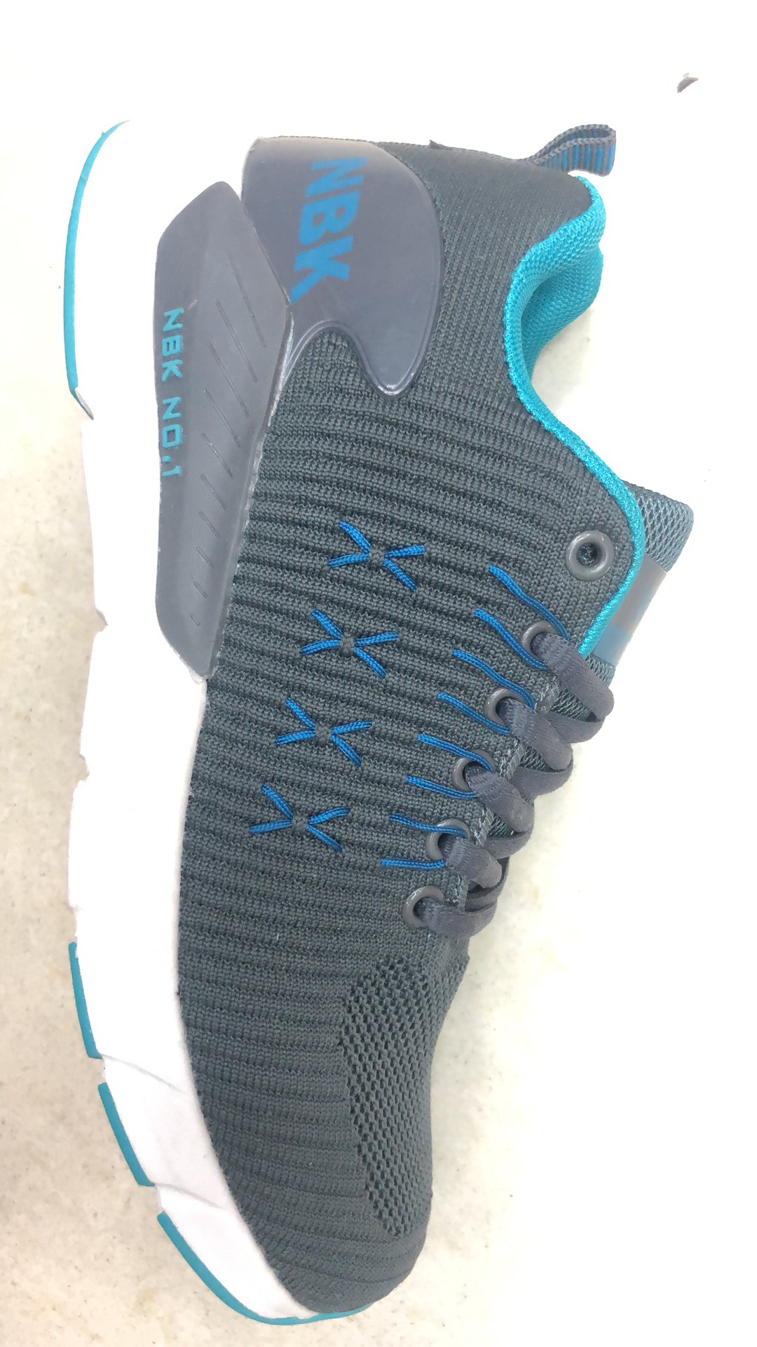 Versatile new athletic shoes casual shoes for students