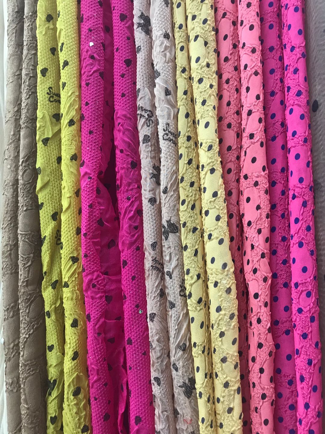 Ladies fashion trend versatile Korean print chiffon long towel thumbnail