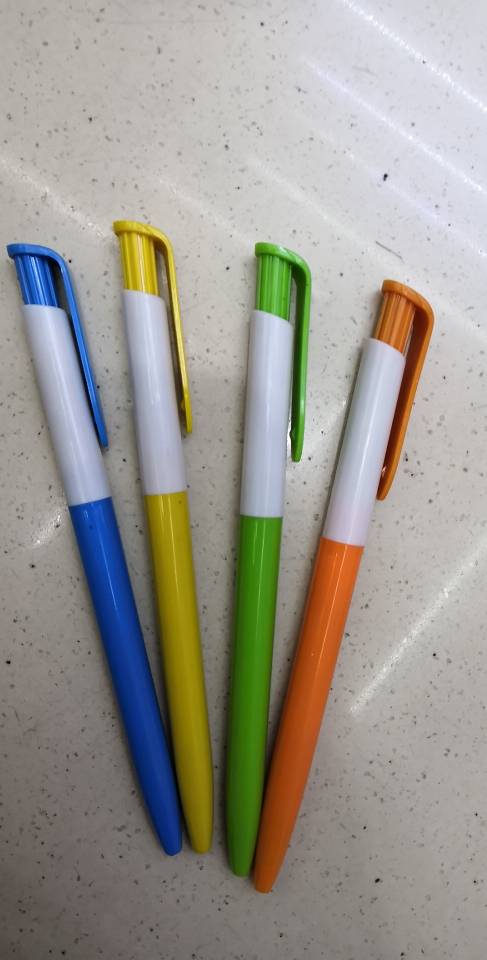 Super Wear-Resistant Simple Can Replace The Core Affordable Easy To Carry Easy To Hold Comfortable Writing Smooth Plastic Material Model 212