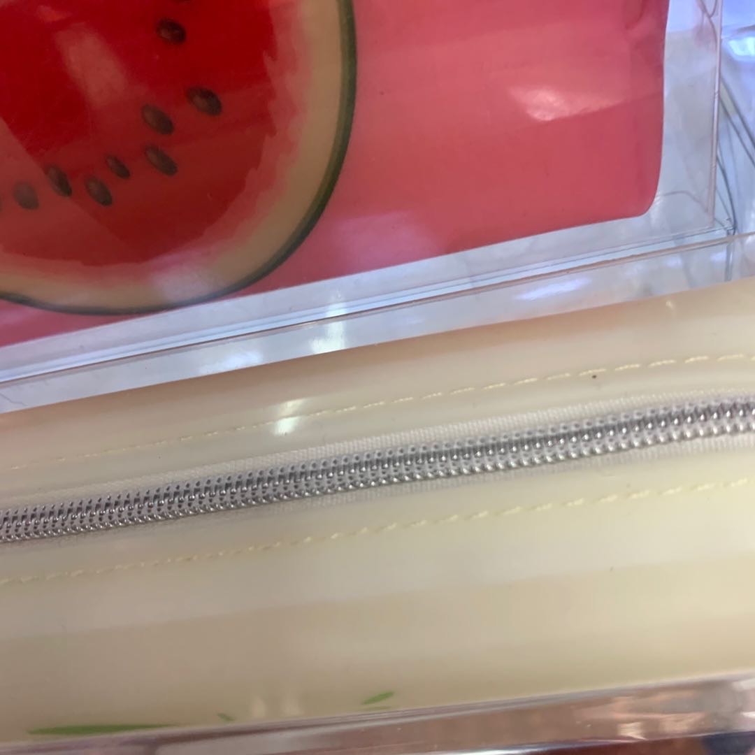 文具/笔袋/办公用品/文具盒/郁金香笔筒产品图
