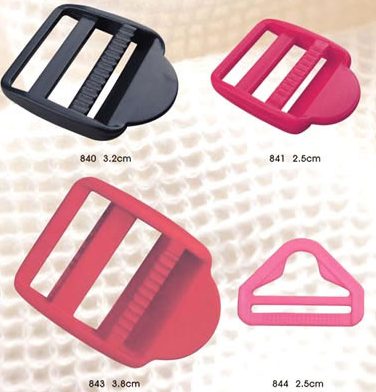 Direct sales of plastic four-button luggage accessories from the manufacturer