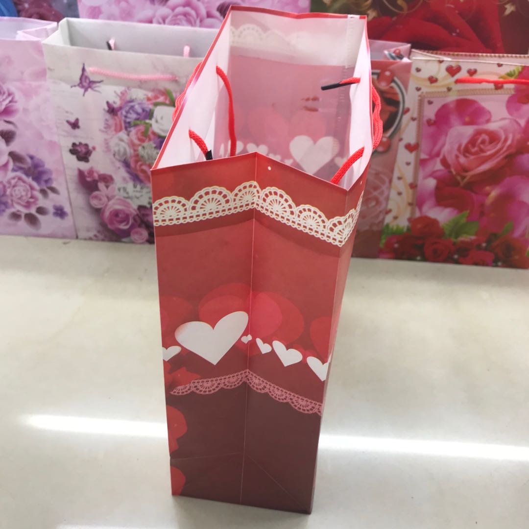 حقيبة هدايا شفافة وردية حمراء details Picture
