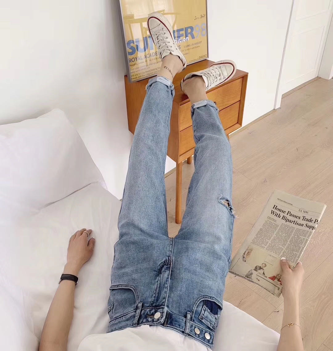 韩国高腰牛仔裤女宽松显瘦2020新款春破洞浅色老爹直筒九分哈伦裤细节图