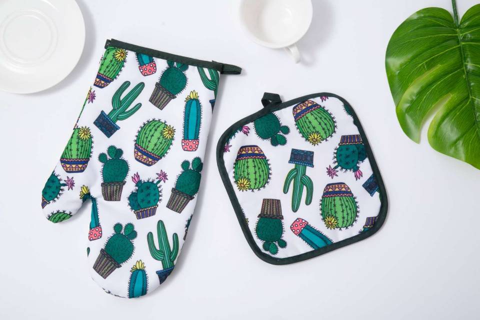 Household Oven Insulated Gloves Cactus Pattern Microwave Insulated Gloves Steam Box Kitchen Baking High Temperature Resistant Heat Resistant Heat Insulation Non-Slip Thick Insulated Gloves