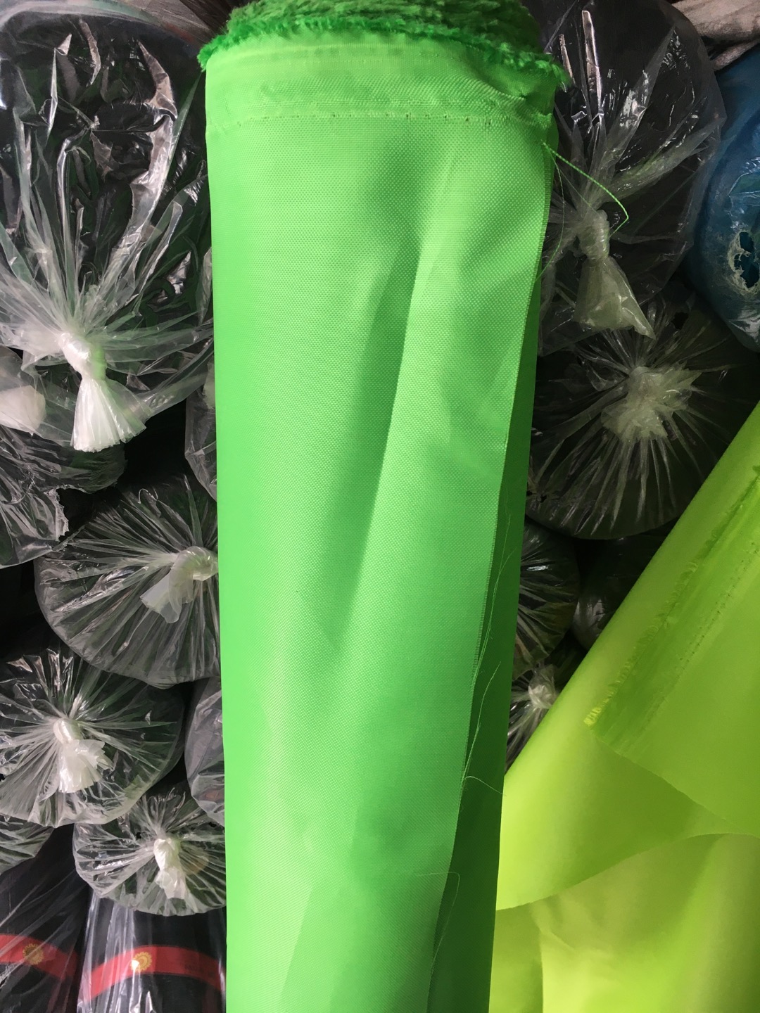 厂家直销 20年新款 420d pvc箱包材料 装饰革转印革