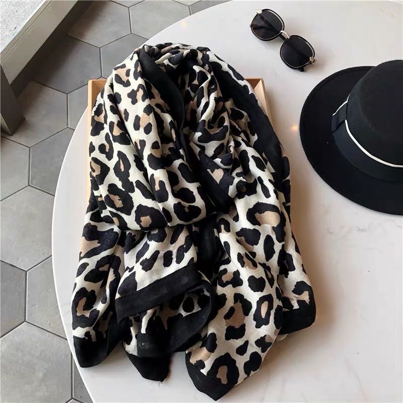 Ladies Scarf With Leisure Spring And Summer New Fashion Thin Simple European And American Long Scarf
