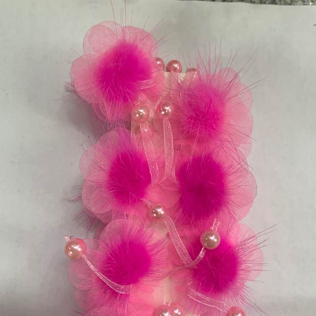 Hair clips, hairpins, headwear accessories, decorative items, handcrafted ornaments, headwear, pink crystal ornaments Specification image