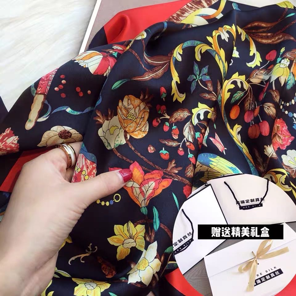 Floral Print Scarf Silk Scarf Small Square Temperament Black details Picture