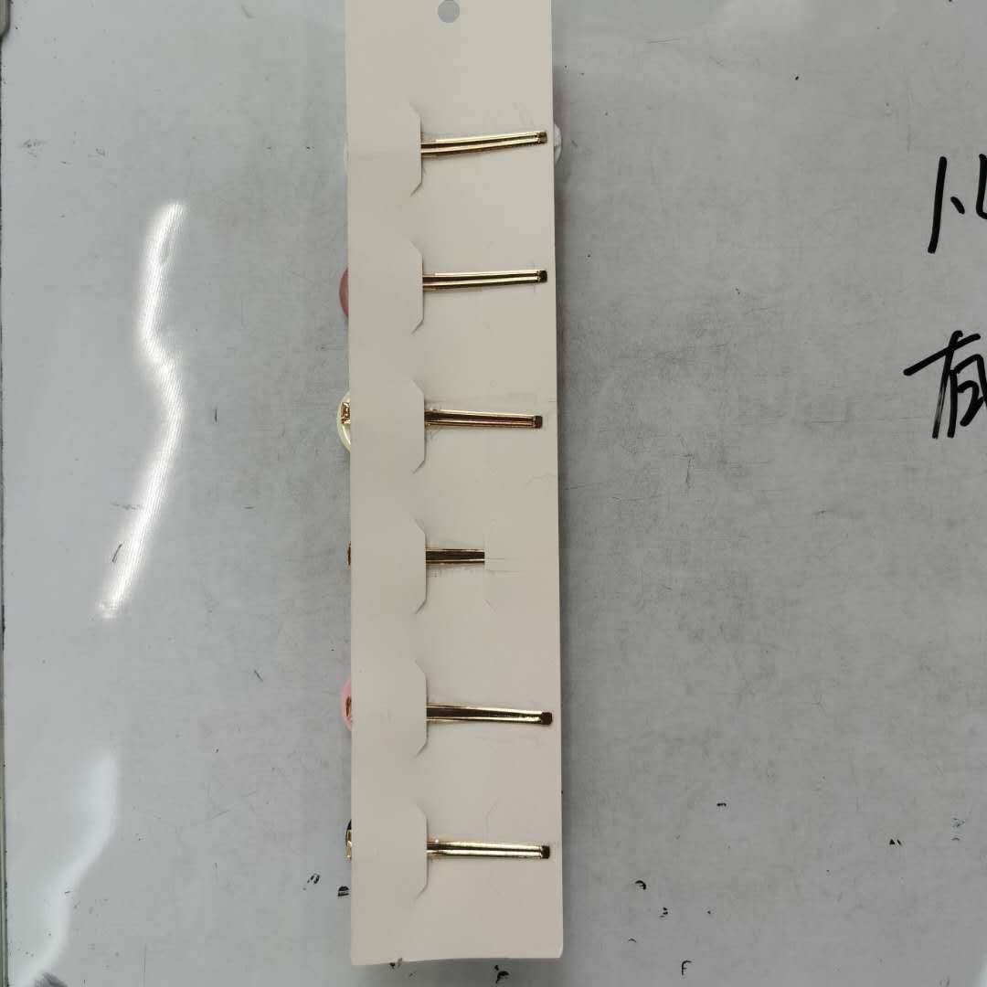 A new Korean-style, fashionable and versatile hairpin with a simple headband for women Specification image