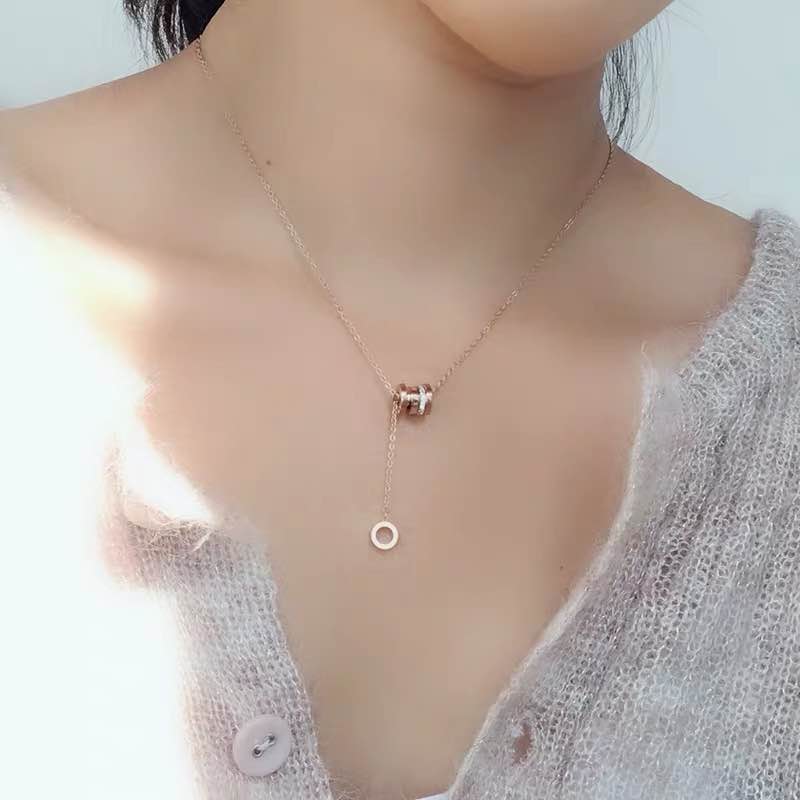 韩版明显同款项链微镶锆石时尚个性高端百搭网红首饰产品图