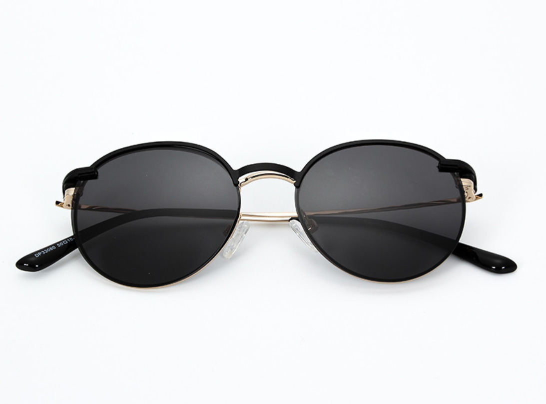 New trendy cat-eye sunglasses, fashionable and individual sunglasses, dazzling colors, suitable for both men and women to provide sun protection