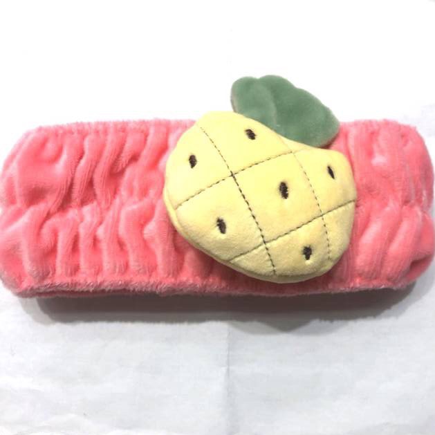 Plush pineapple hair band for washing face, toiletries, applying facial masks, hair band, beauty headscarf, headband, cute hair accessories, hair covers, headband