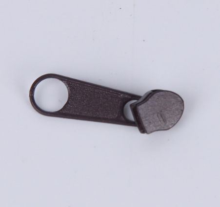 Zipper Fittings Zipper Head Puller No. 3, No. 5, No. 8, No. 10, Shallow Gold Metal Puller details Picture
