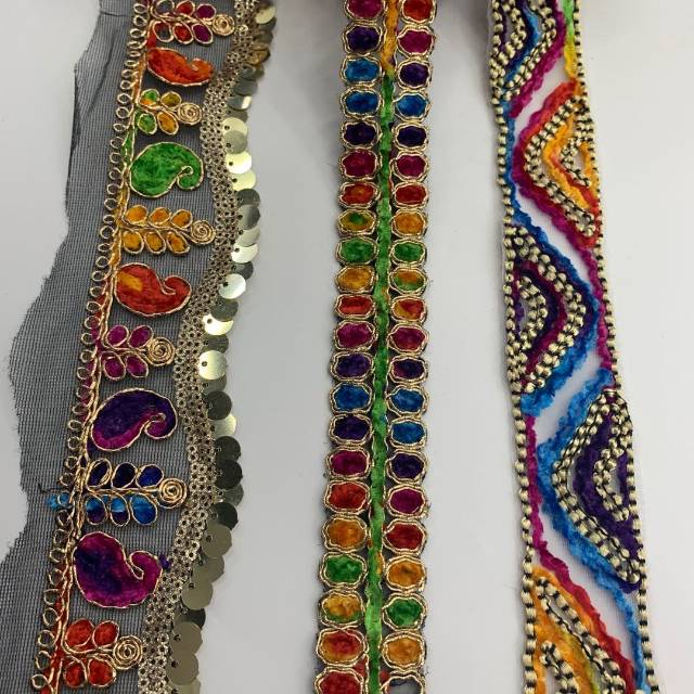Ethnic embroidery beaded strand thread, seven-color satin-dyed lace, clothing accessories, home decoration belts, export lace details Picture