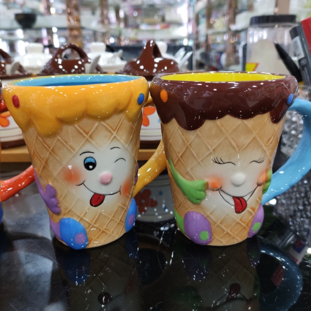 Cute expression ice cream mugs and water cups are available in multiple colors Specification image