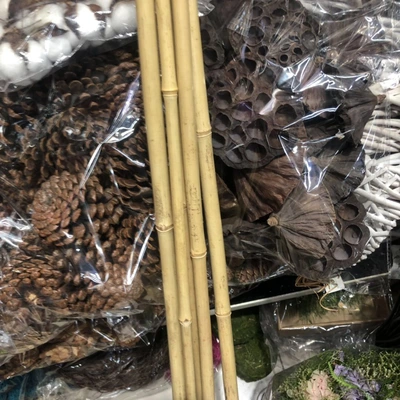 Small bamboo vegetables climbing vine bamboo strips bean curd cucumber frame vegetable garden fence fence flag pole fine bamboo thumbnail