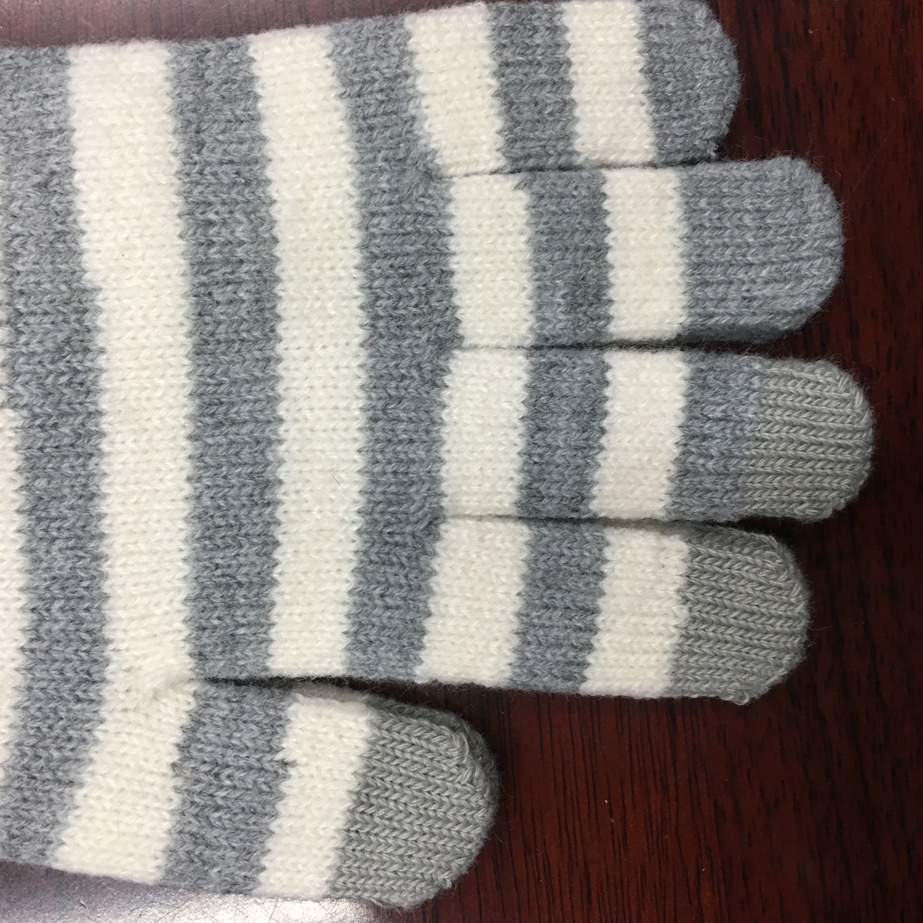 魔术手套户外运动手套触屏提手套花胶印手套冬季保暖针织毛线手套厂家产品图