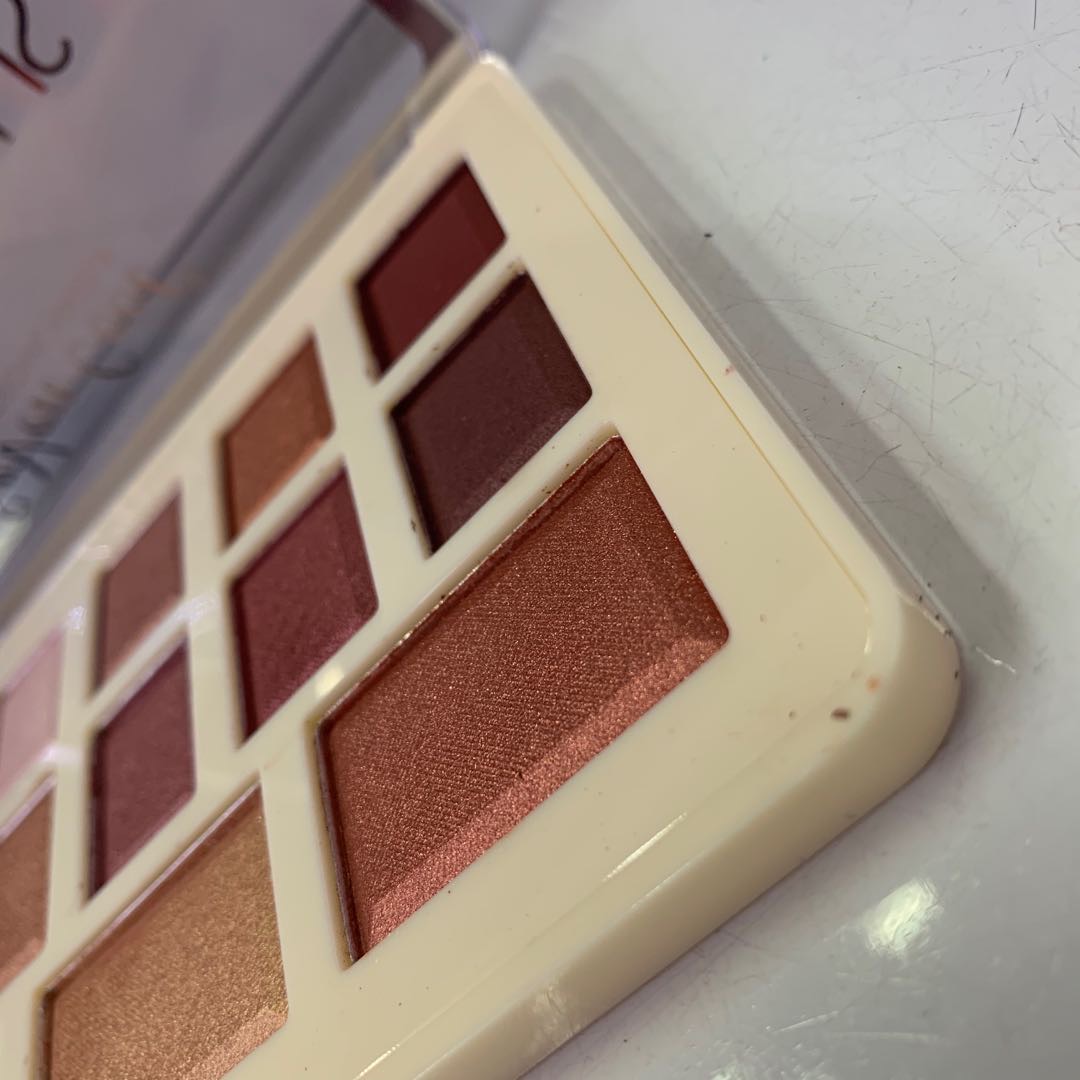 Square Box Multi-Color High-Grade Eyeshadow Tray Eyeshadow Box details Picture