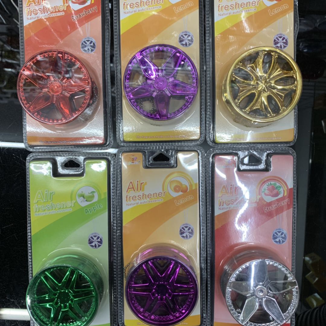 汽车香薰挂饰车轮胎造型