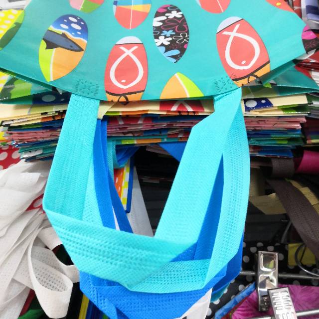 无纺布购物袋包装袋平口袋厂家直销现货批发印花款环保袋细节图