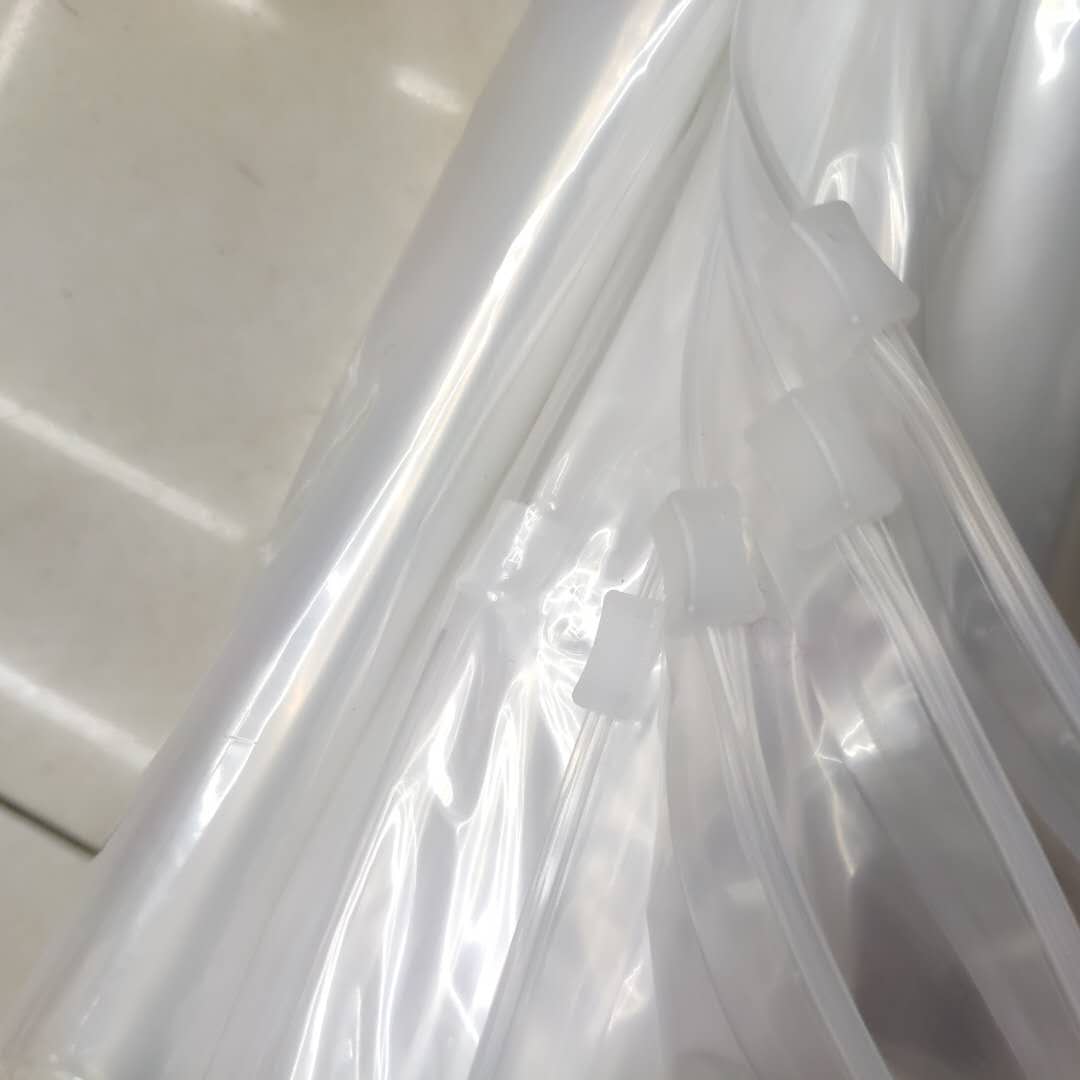Customized eco-friendly sandblasted bags, dust-proof and moisture-proof plastic packaging bags Specification image