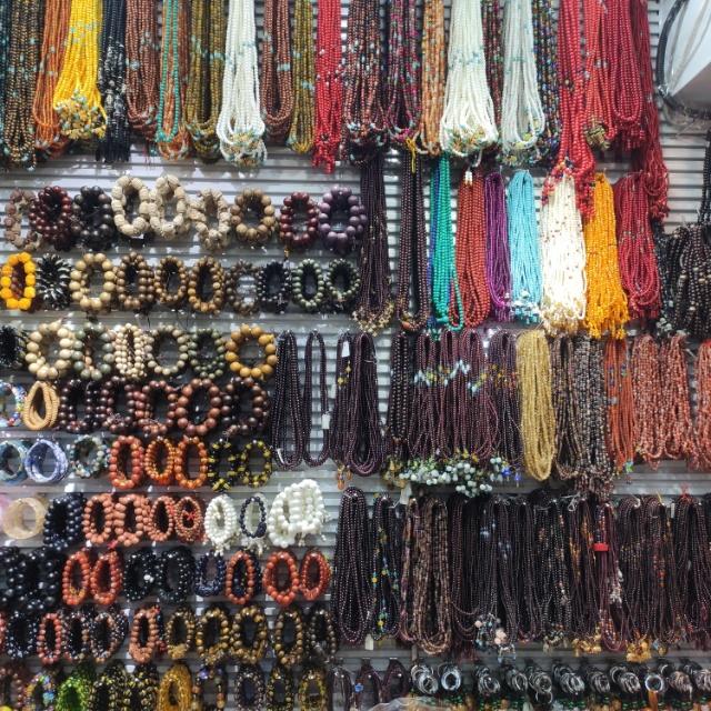 Yilanxuan Buddhist Prayer Beads describe pic - 1