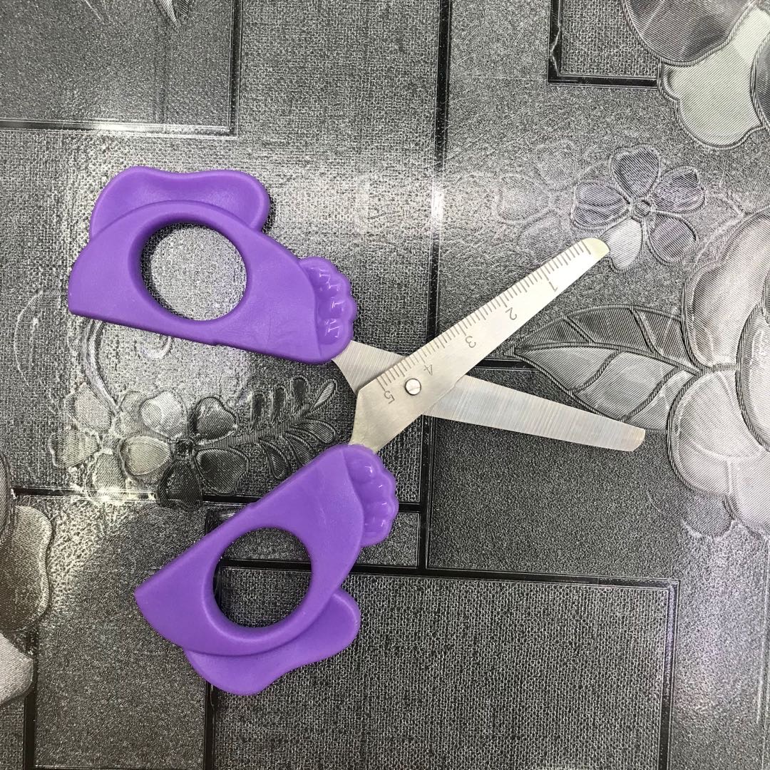 美工刀/壁纸刀小号/世达美工刀/快递神器/复古小刀细节图