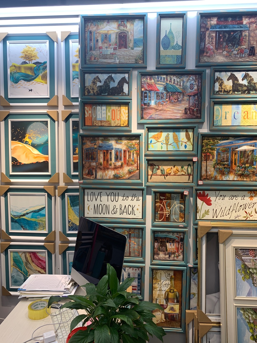 Sakura Red Gallery describe pic - 2