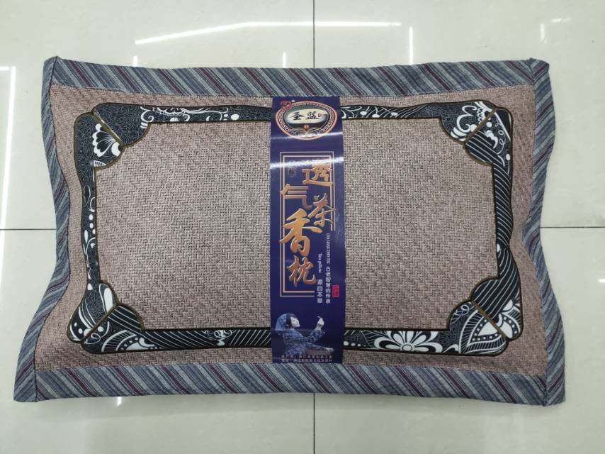 青花瓷四围花夏日枕图