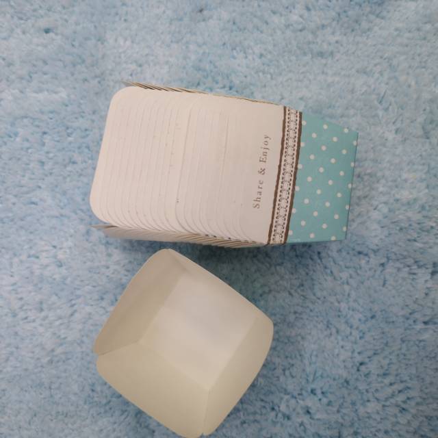 厂家直销蛋糕杯一次性杯子烘培纸托新款蛋糕托100个每条