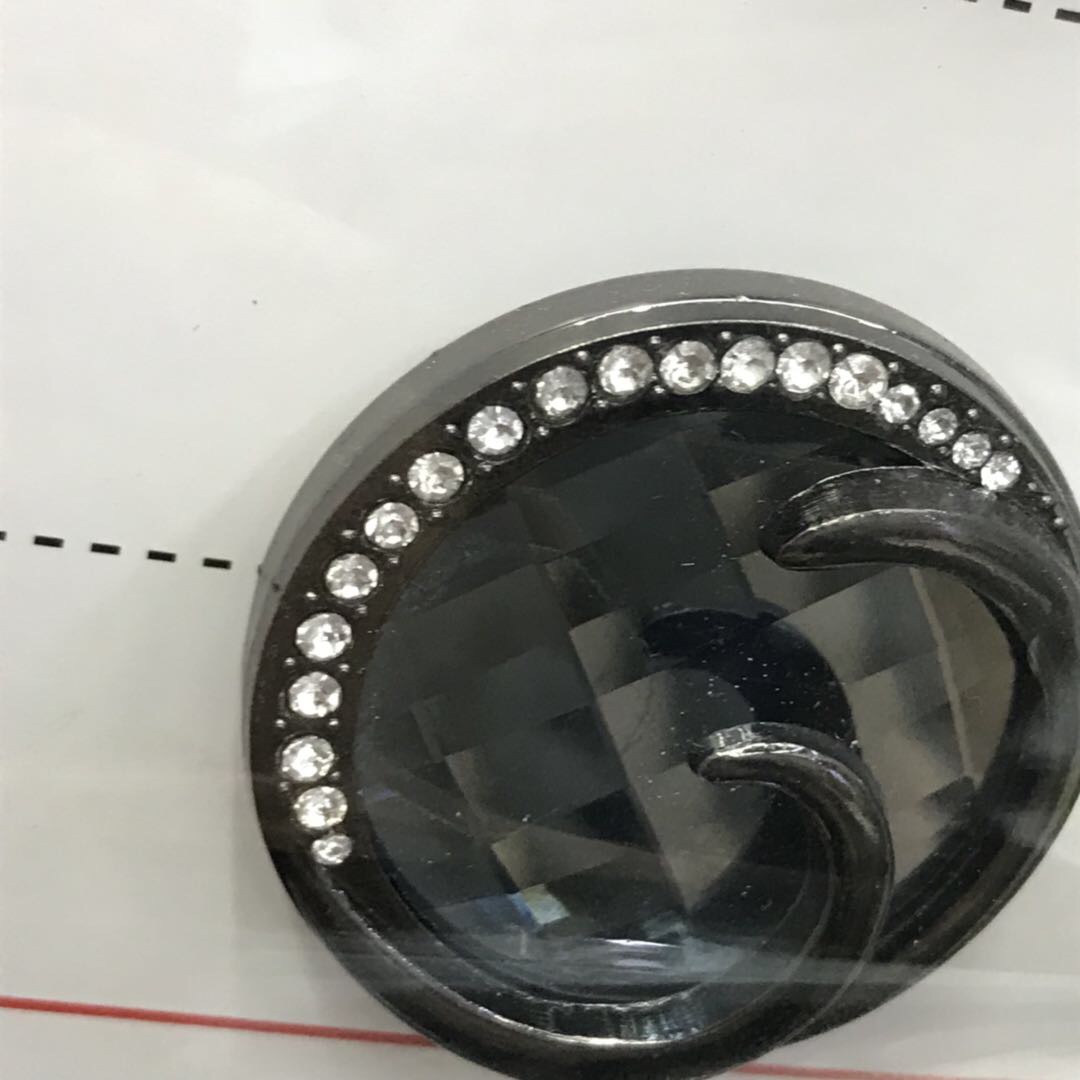 Round Resin Acrylic And Diamond Wool Coat Button Up Everything Specification drawing