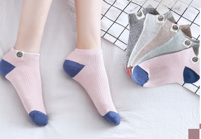 2020 Spring and Autumn mid-calf women's socks Sweet and cute casual cotton socks Trendy socks