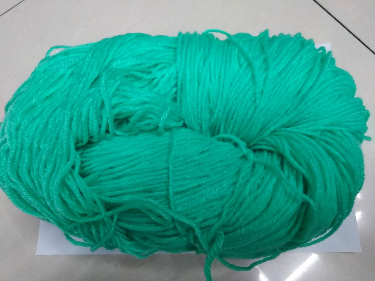 Wholesale of new acrylic wool, thick crochet thread, dolls, slippers, hats, cushions, single-color wool