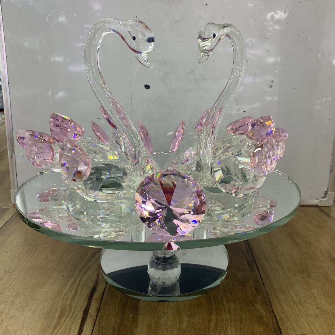 Factory direct sales of swan pink crystal display stands