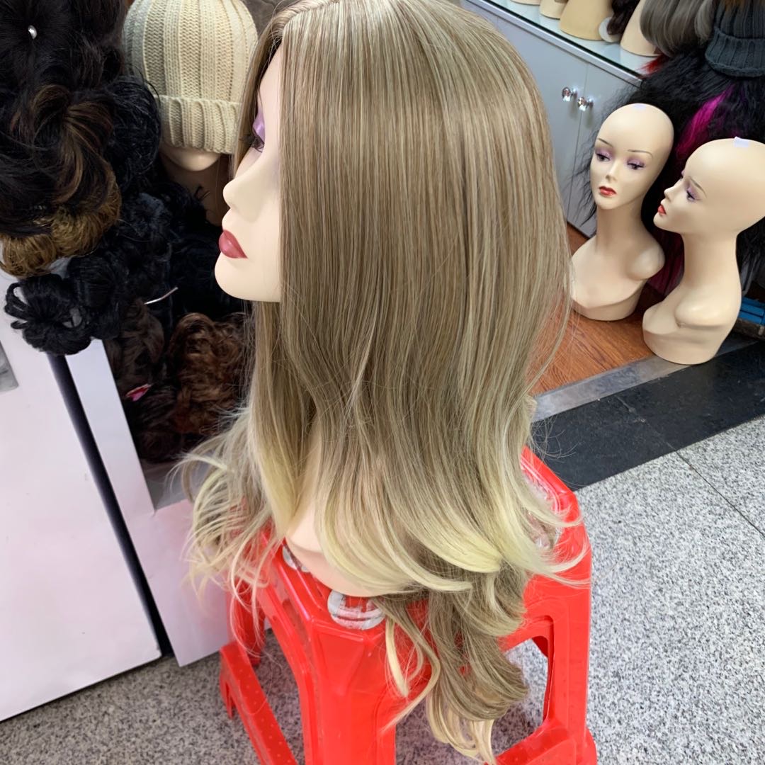Bright-colored wig, realistic wig, large waves, middle-parted bangs, full wig set details Picture