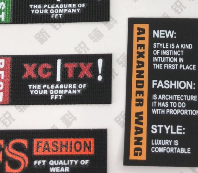 魔术贴臂章双面毛面刺面刺绣塑胶贴章方形细节图