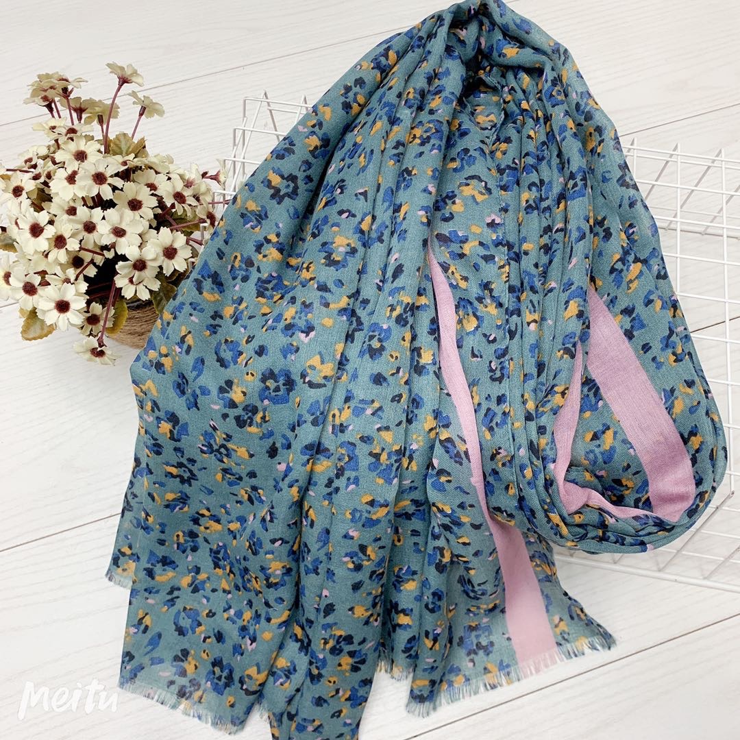 Casual Fashion Generous Long Scarf Blue Leopard Cape Specification drawing