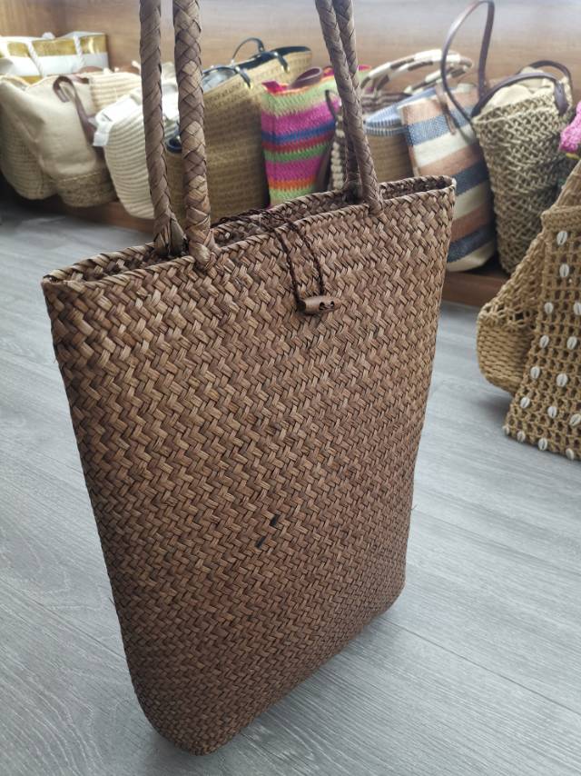 Simple Hand-Held Bamboo Braided Bag Solid Color Casual Hand-Woven Beach Bag Bamboo Braided Bag details Picture