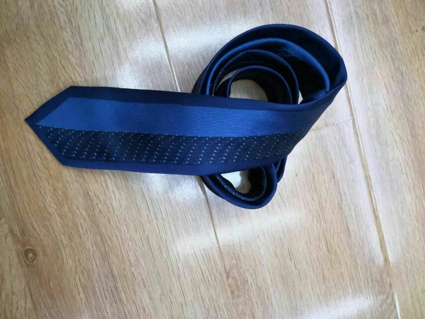 The latest trend of men's polyester single-color nylon formal wear ties Specification image