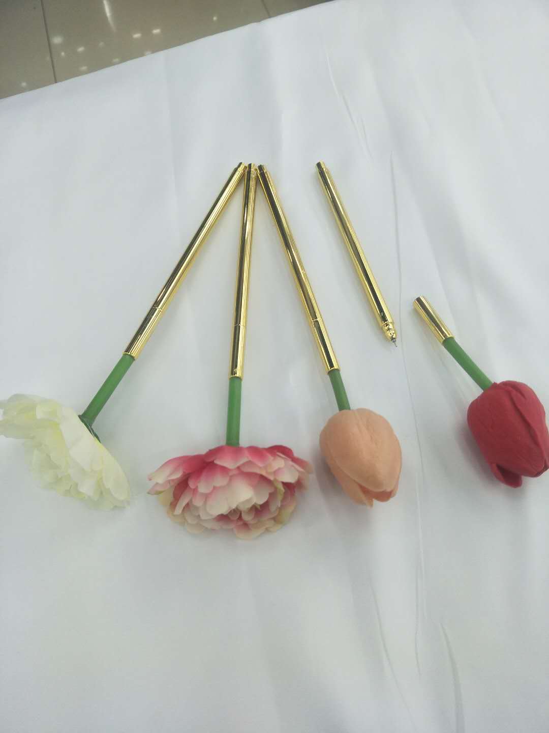 花笔可爱卡通创意中性笔小清新水性笔黑色签字笔学生用品细节图