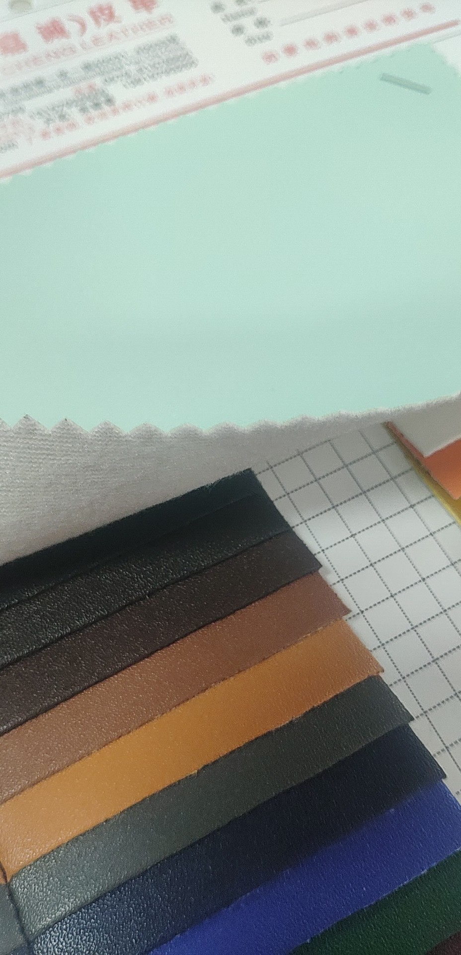 8911 Factory direct sales, hot-selling new PVC leather, large stock of high, medium and low-end luggage, sofa, shoe materials and fabrics details Picture