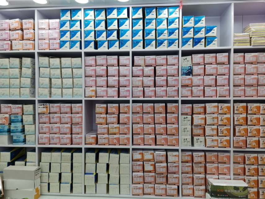 Yiwu Weibo Optical Store describe pic - 2