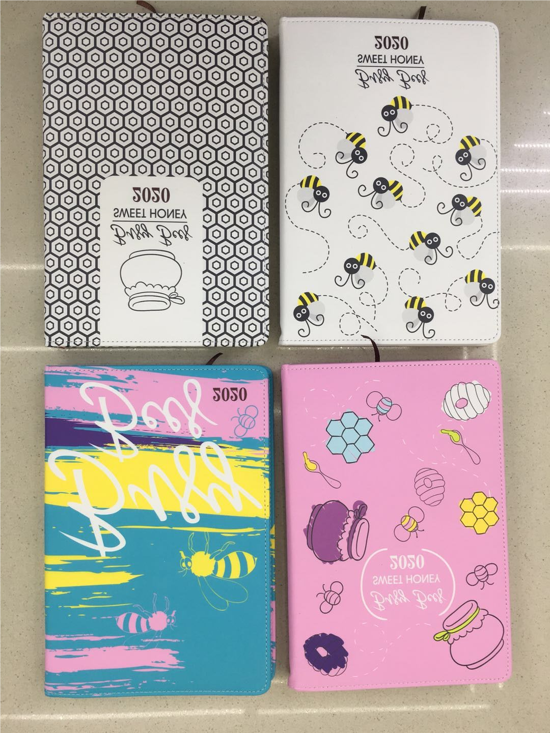 笔记本/动漫文创本/本子/皮笔记本/透明手账产品图