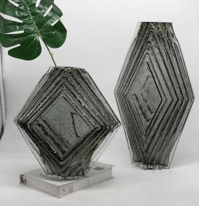 简约现代玻璃花瓶透明插花瓶北欧美式客厅餐桌轻奢家居装饰品摆件